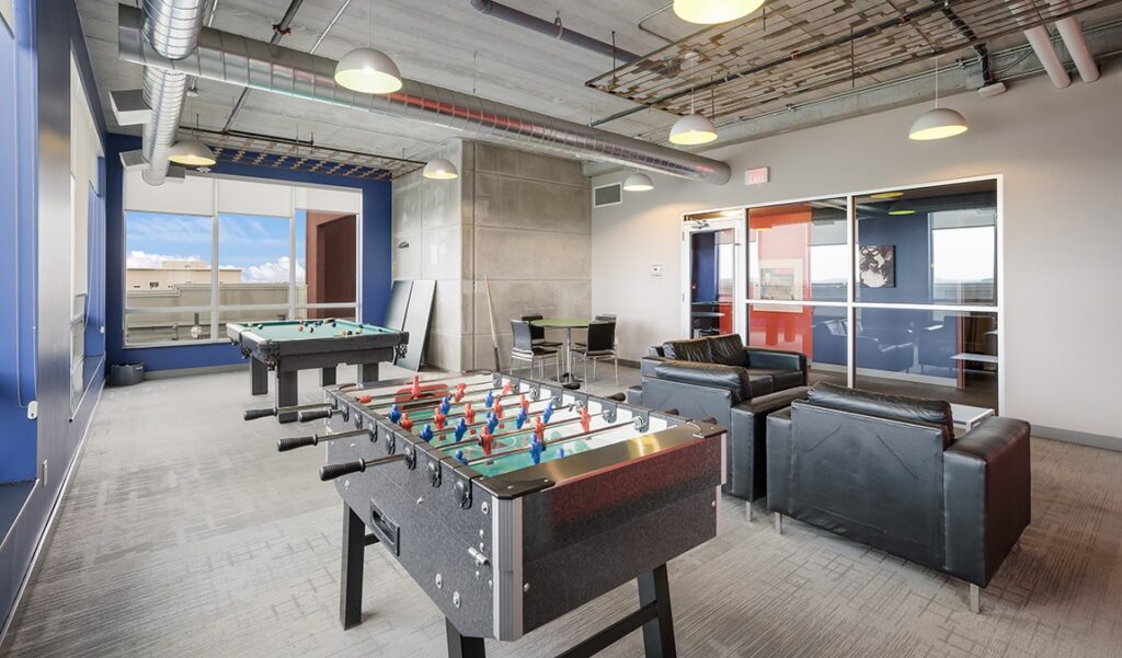 Games-Room-01-myREZ-on-Lester