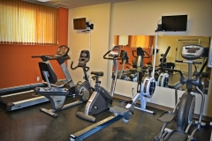 thumbs_07-fitness-room-small